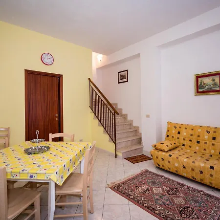Castellammare Con Aria Condizionata In Appartement